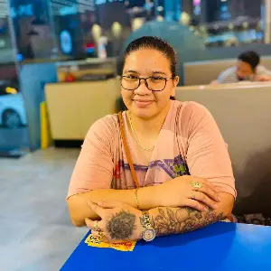 Charisse photo 3
