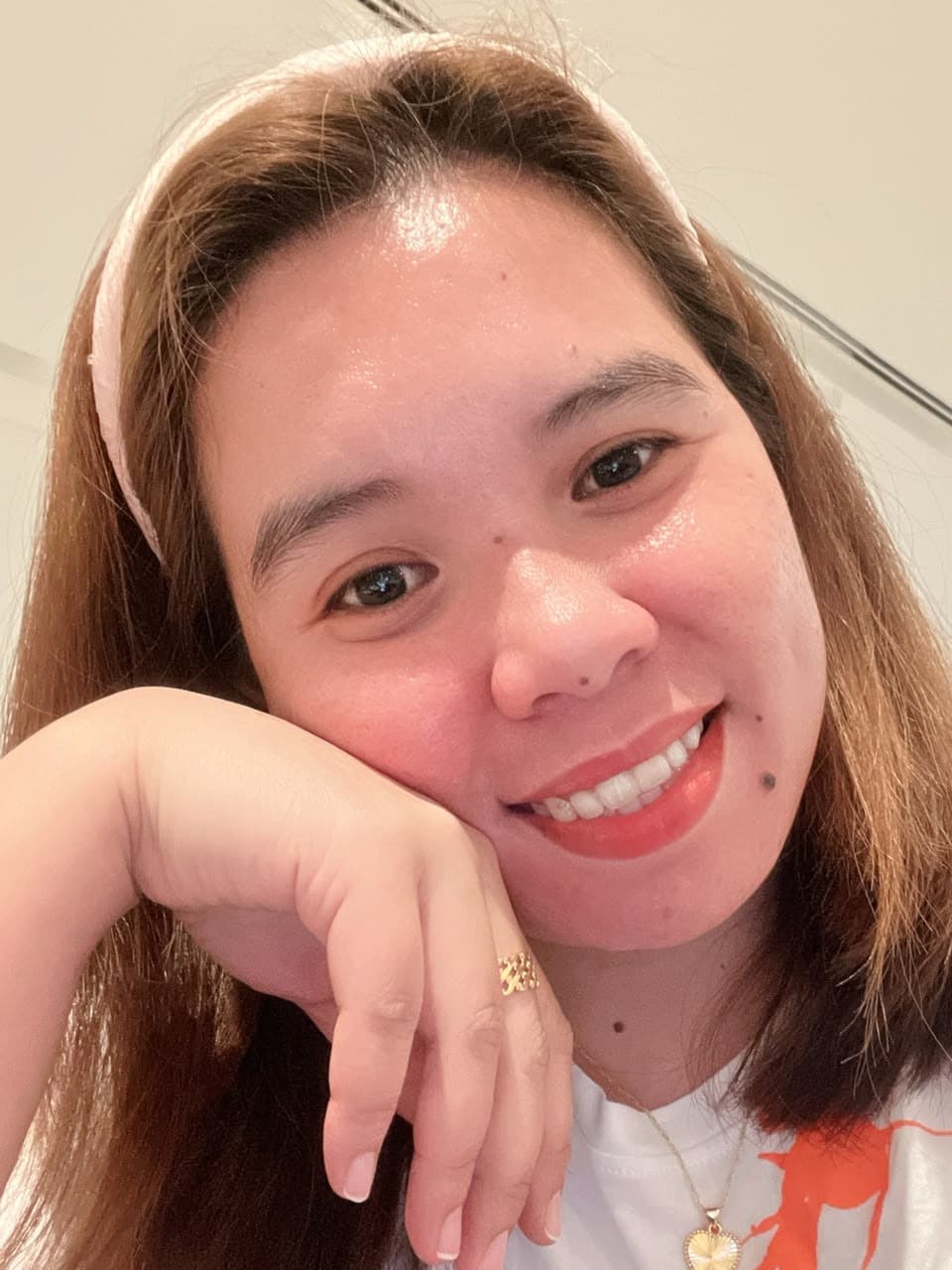 Mary Grace — Babysitter in Dubai
