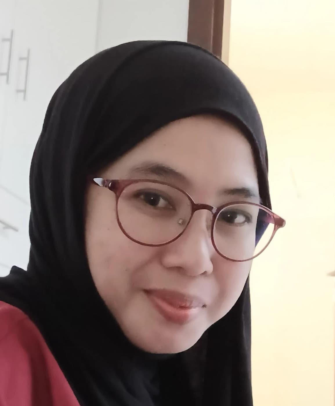 Ai Ratna — Maid in Dubai