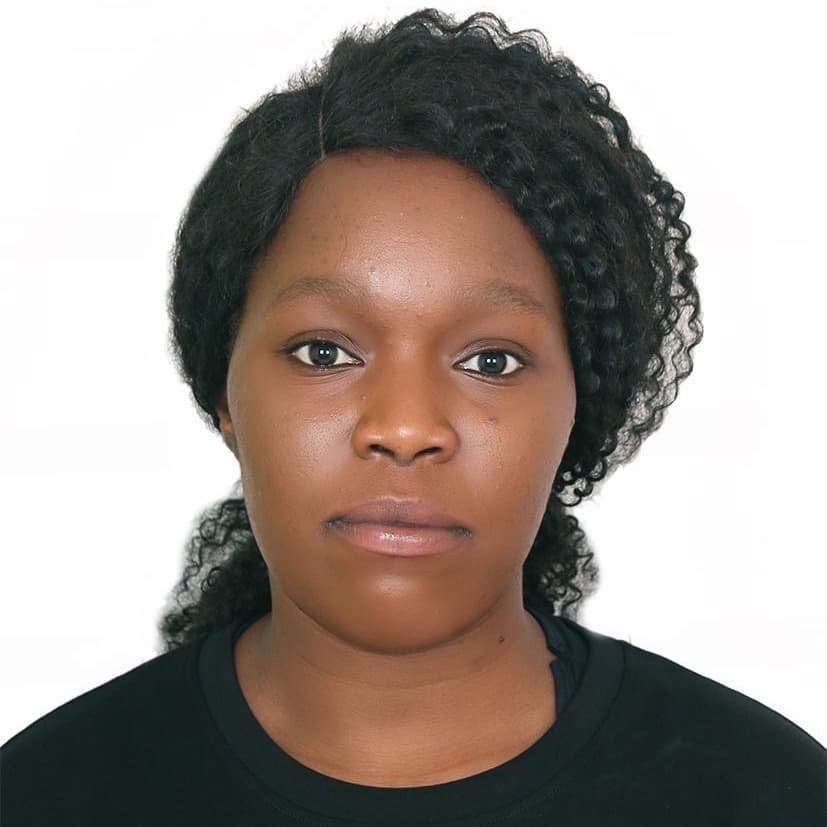 Elizabeth — Driver / Chauffeur in Dubai