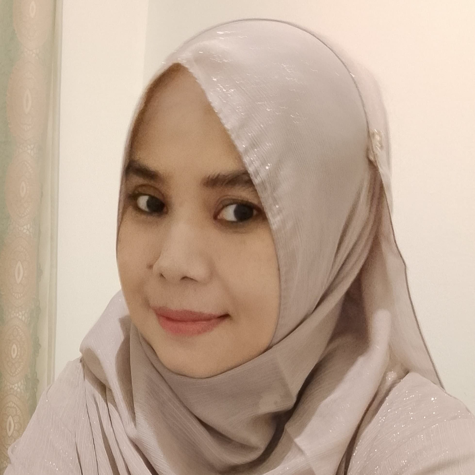 Uti — Nanny / Maid in Sharjah