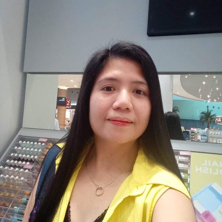 Cristina — Babysitter in Dubai