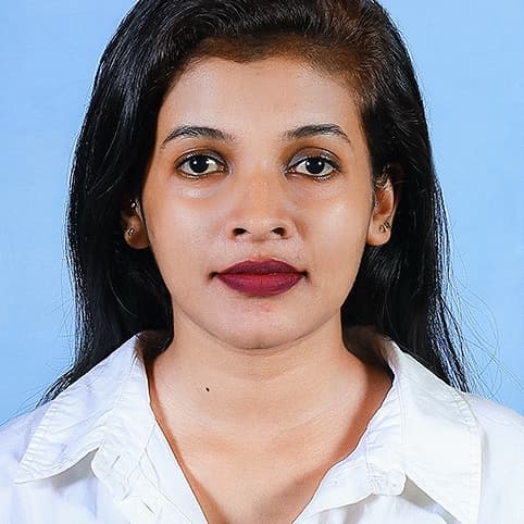 Chamodi — Babysitter in Dubai
