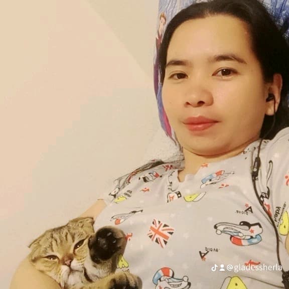 Gladess — Nanny / Maid in Abu Dhabi