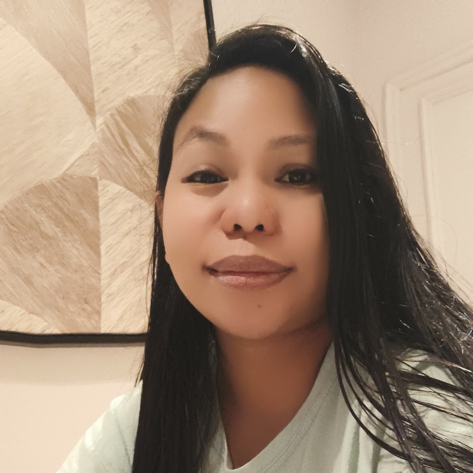 Gina — Nanny / Maid in Dubai