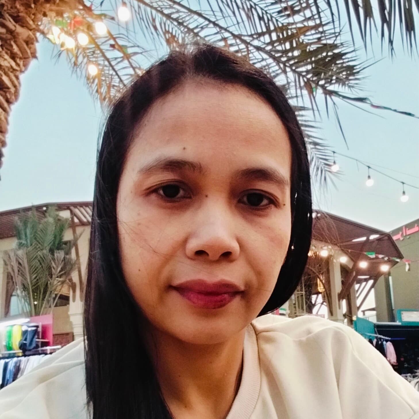 Zeppelin — Nanny / Maid in Dubai
