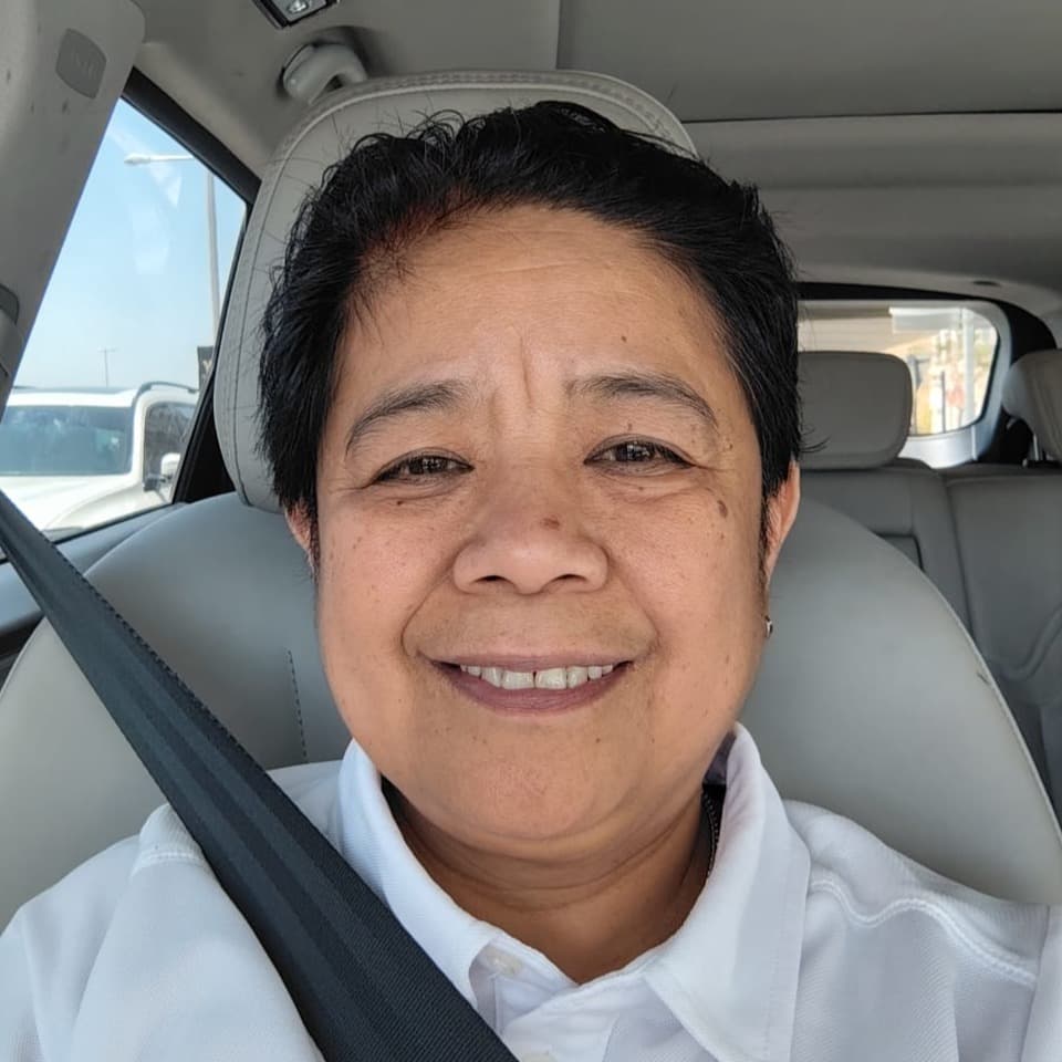 Elizabeth — Driver / Chauffeur in Dubai
