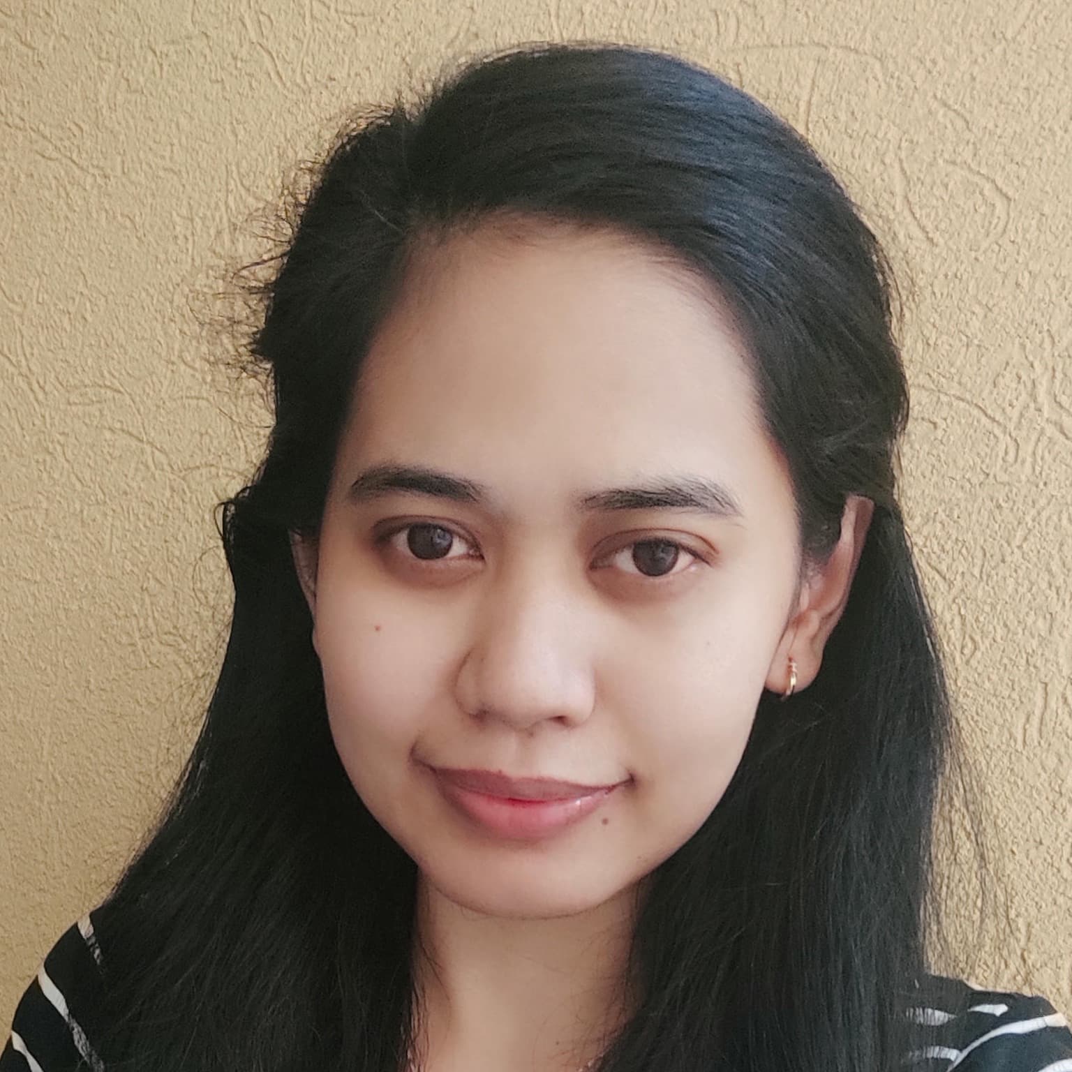 Entin — Nanny / Maid in Dubai
