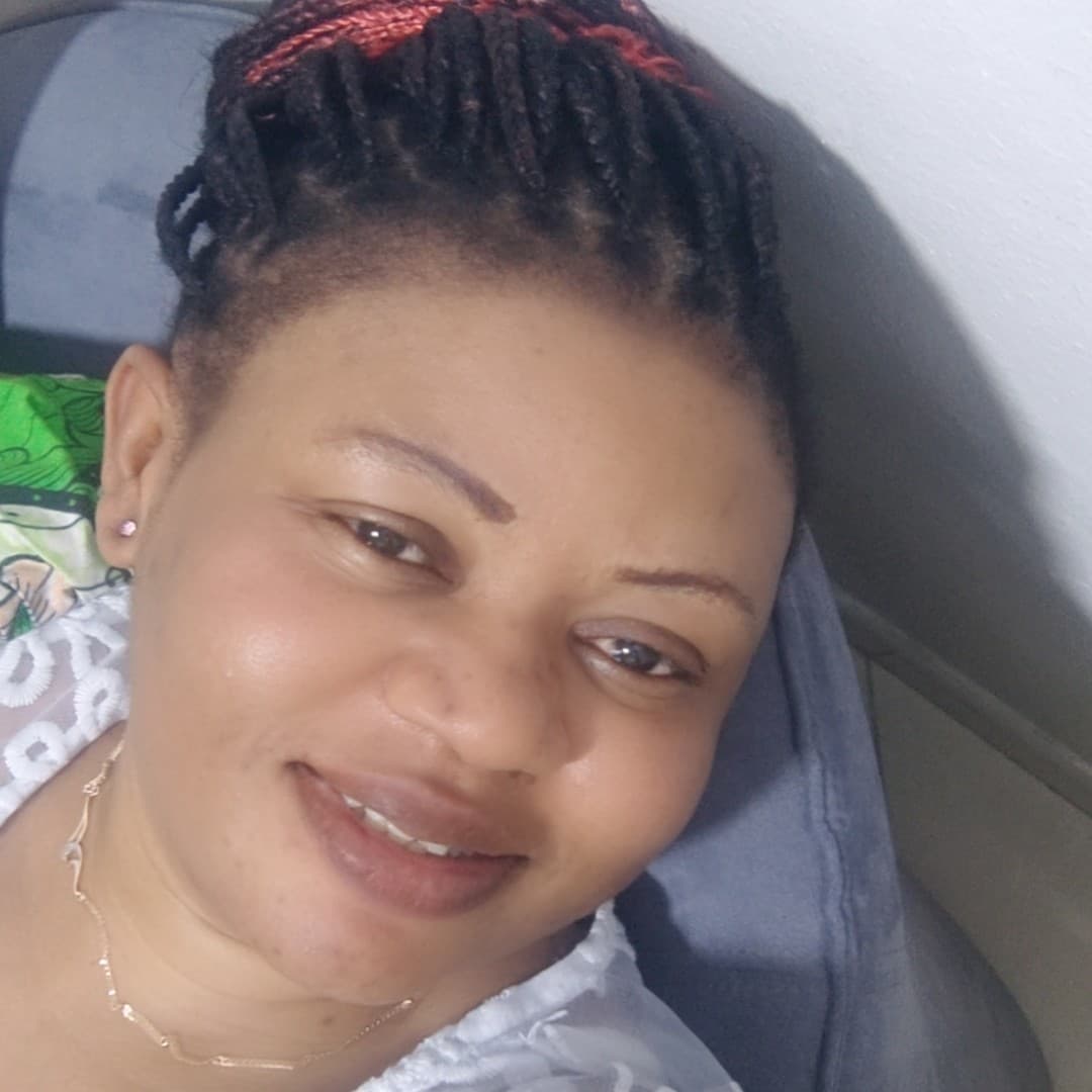 Philomene — Babysitter in Dubai