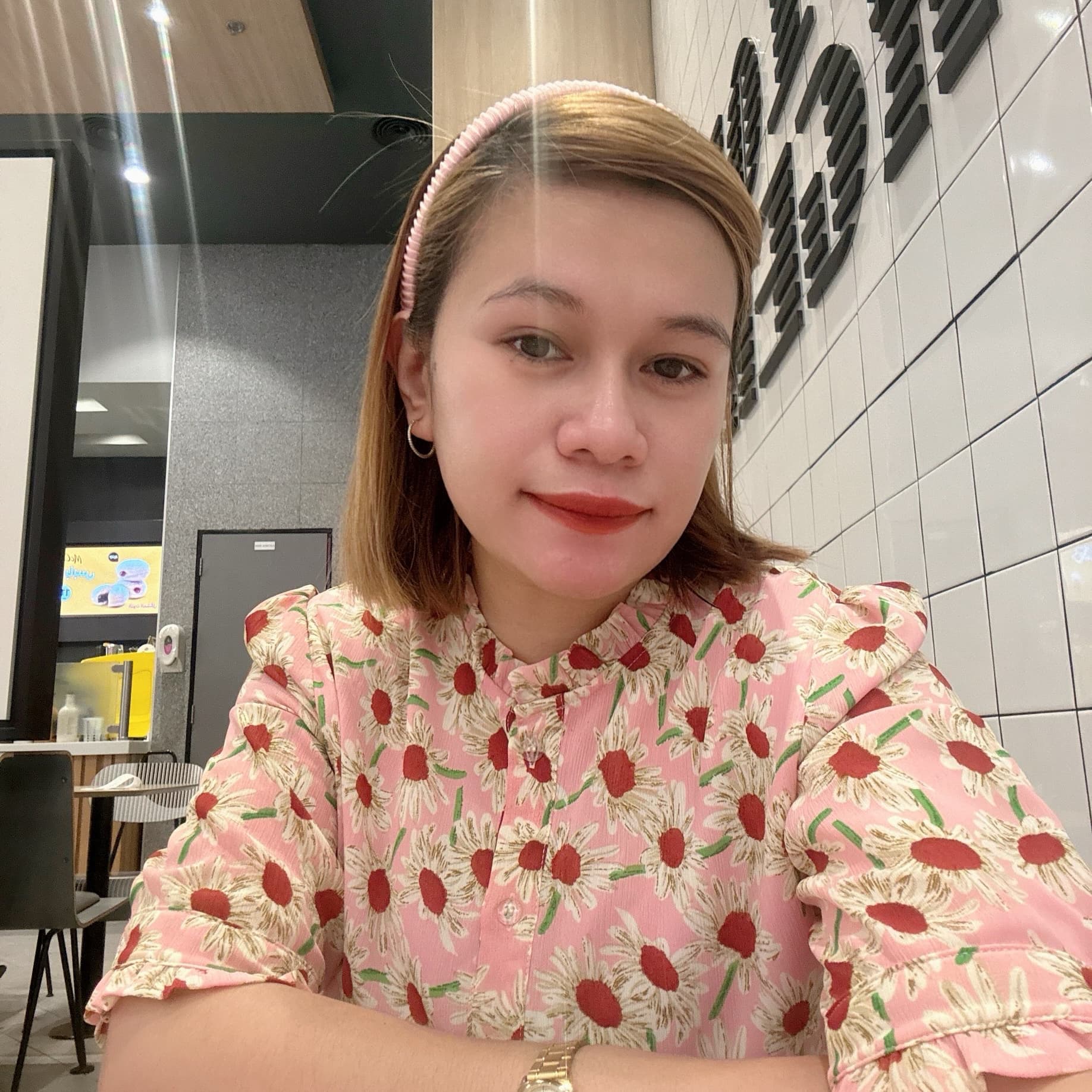 Debbie — Babysitter in Dubai