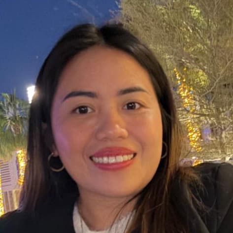 Rose — Babysitter in Dubai