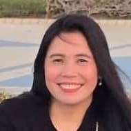 Emma — Babysitter in Abu Dhabi