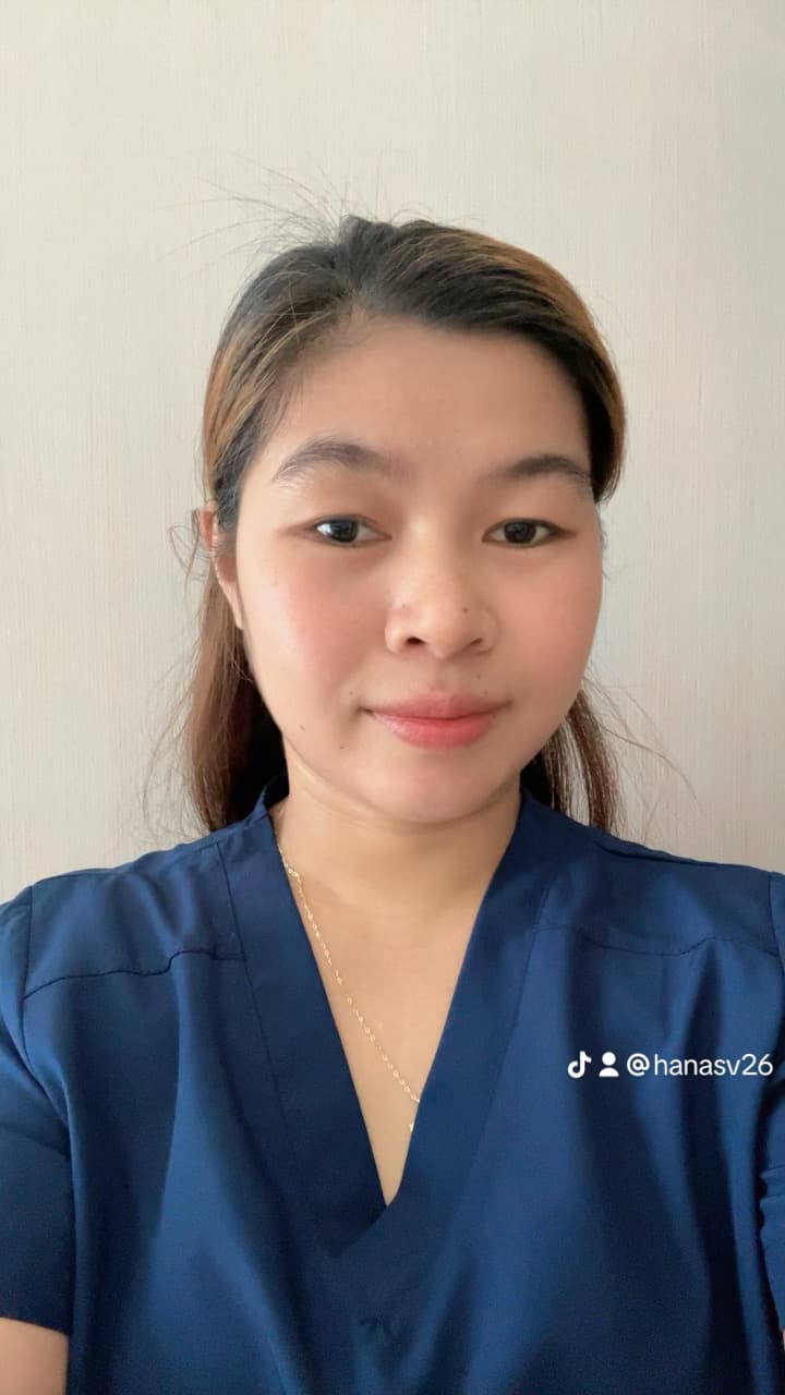 Warna — Babysitter in Abu Dhabi