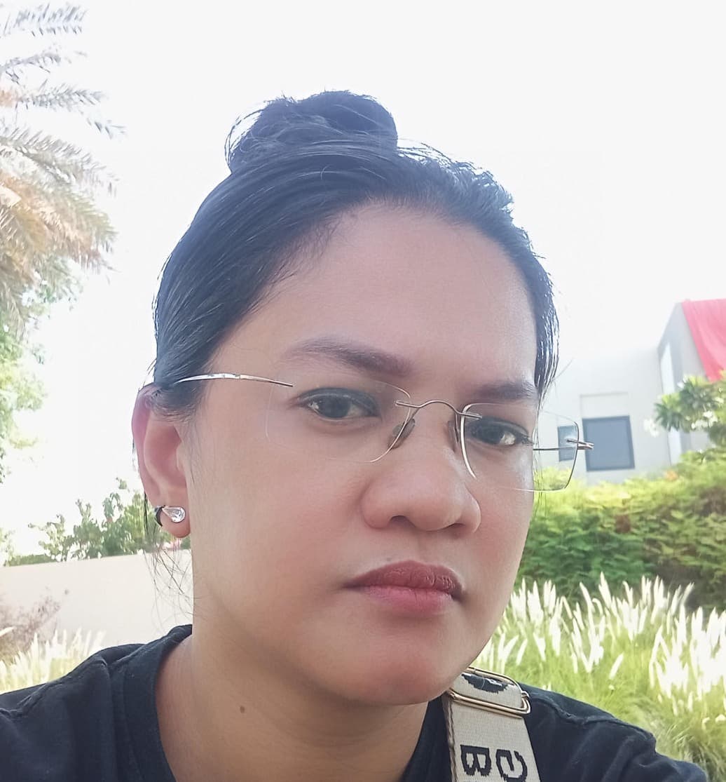 Johnafee — Nanny / Maid in Dubai